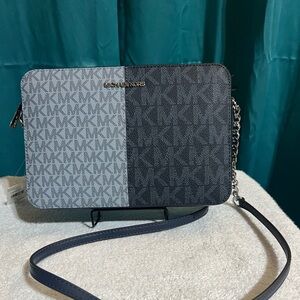 Michael Kors crossbody
